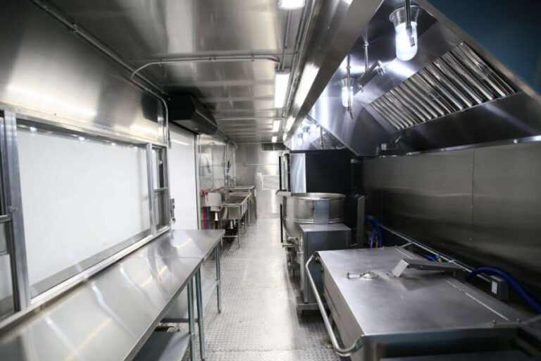 mobile-kitchen-003